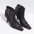 Women's Black Leather Pointed Toe Ankle Boots Size 38 FTV1862 | Canada